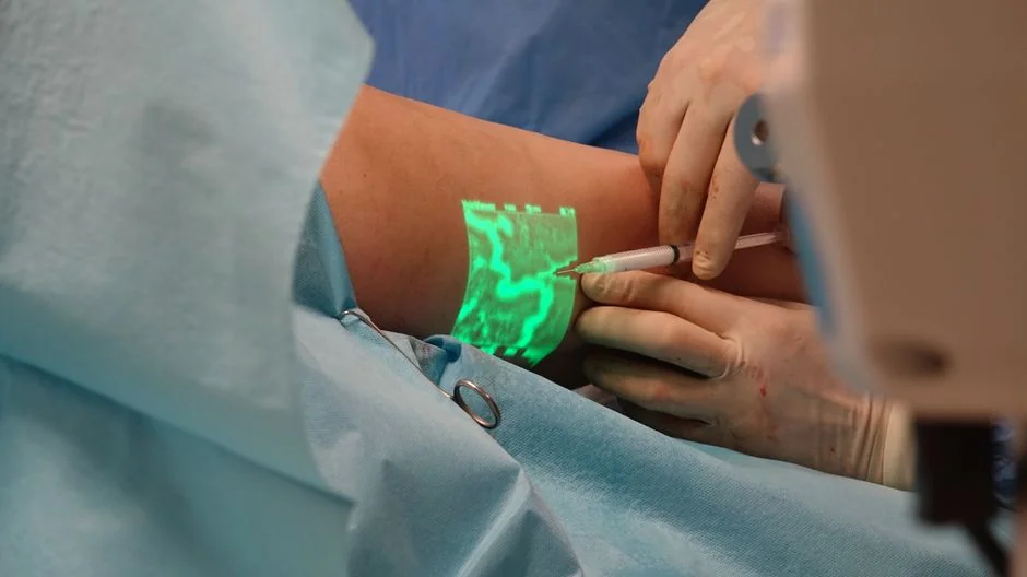Arm slimming Tokyo: non-surgical fat reduction gui — Treatment Comparison: Arm Slimming Options at a Glance