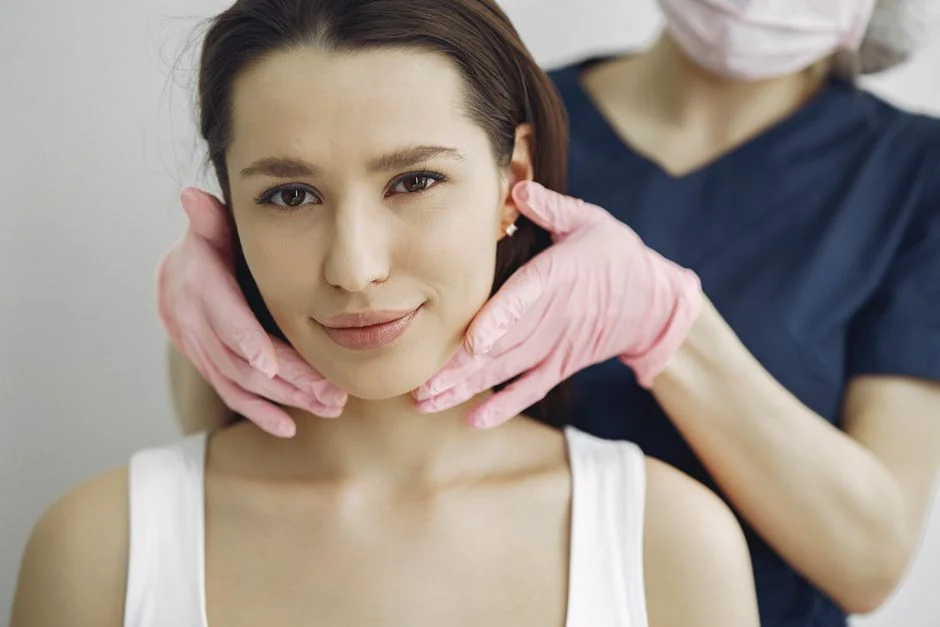 Xerf for men Tokyo: jawline, neck and forehead tig — How Xérf Works on the Jawline, Neck, and Forehead Xerf for men Tokyo: jawline, neck and forehead tig — How Xérf Works on the Jawline, Neck, and Forehead