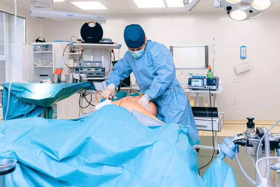 GLP-1 vs fat dissolving vs liposuction Tokyo: whic — What People Often Get Wrong: Common Misconceptions