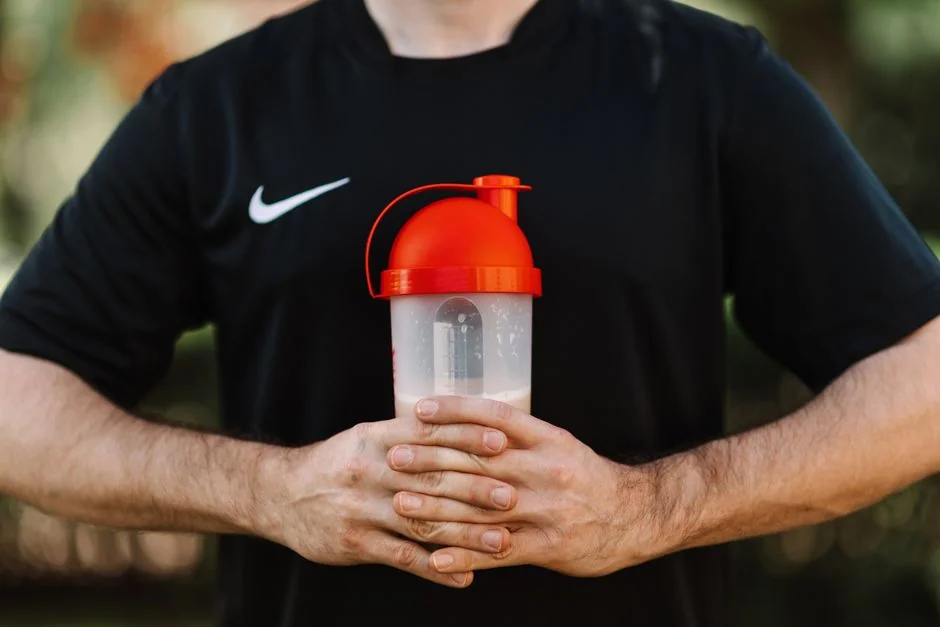 sarcopenia — The target: how much protein and how to distribute it sarcopenia — The target: how much protein and how to distribute it