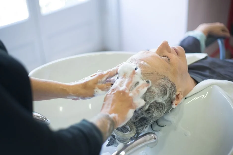 FAGA female pattern hair loss Tokyo: regenerative  — Comparing FAGA Treatment Options