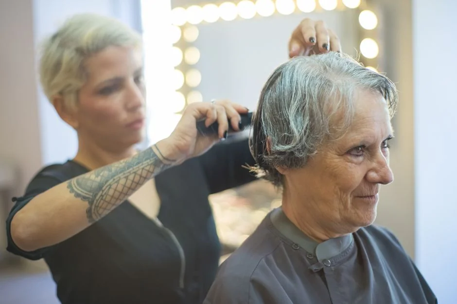 Female hair thinning treatment Tokyo — Female Hair Thinning Treatment in Tokyo: A Guide for English