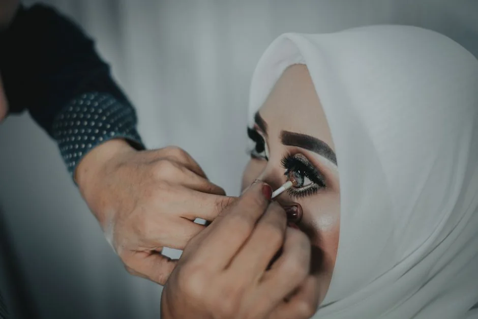 Eyeliner artmake Tokyo: safety, technique and expe — How the Eyeliner Artmake Procedure Works